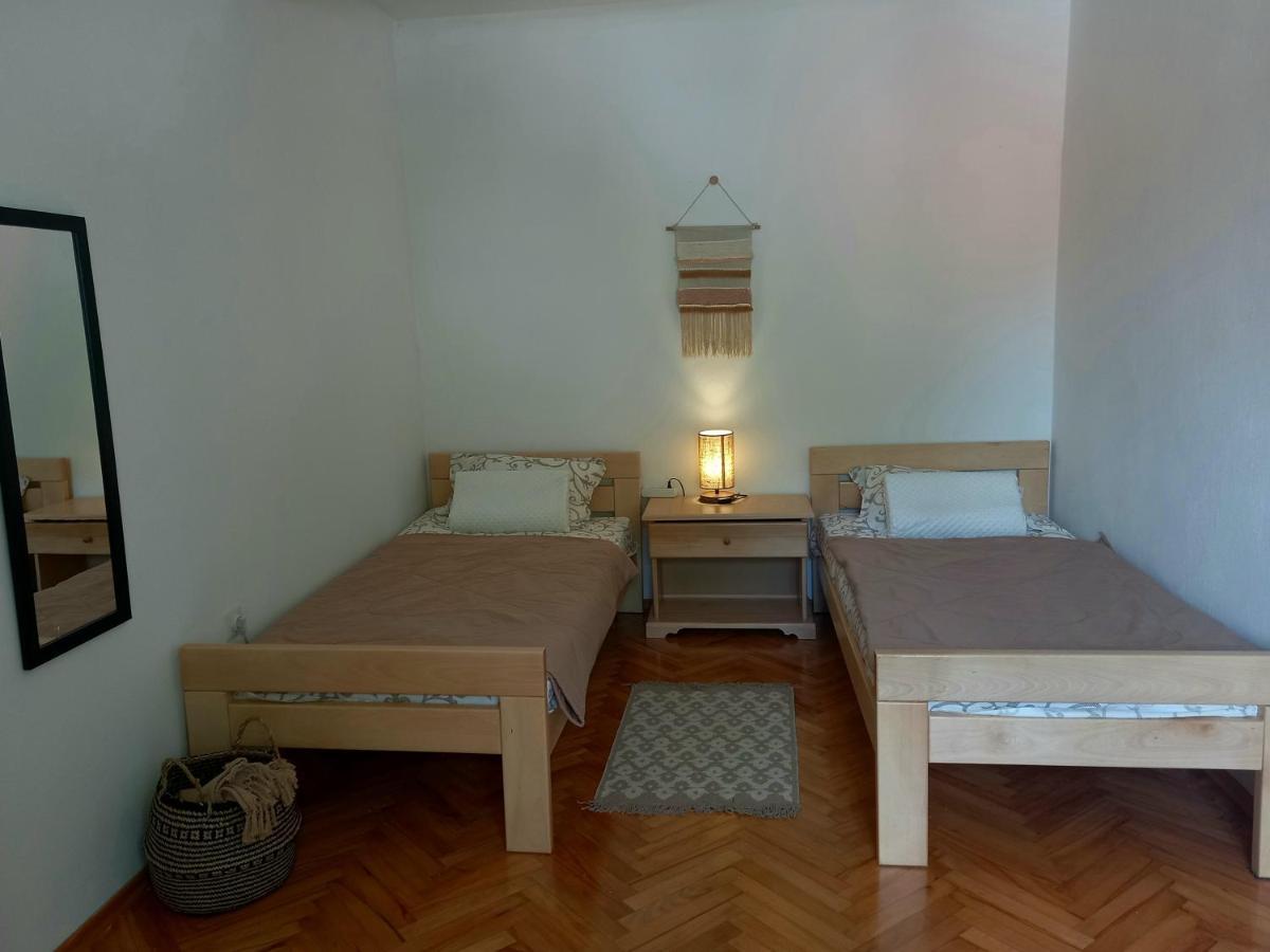 Konak Ugnji-Village Cetinje Luaran gambar