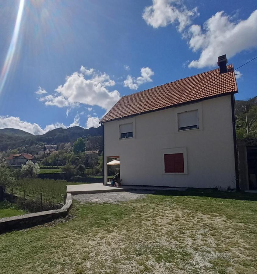 Konak Ugnji-Village Cetinje Luaran gambar